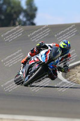 media/Sep-21-2025-TrackDaz (Sun) [[277c75b276]]/B Group/1220pm (Turn 2)/